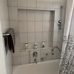 & Monteurzimmer ホームステイ アイスリンゲン