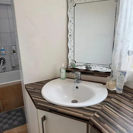 & Monteurzimmer * Eislingen